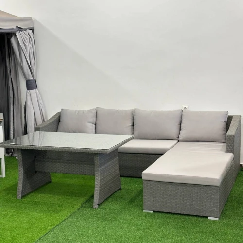 Mobilier de jardin, hôtels, restaurants et grandes surfaces ( 1er choix d'importation)