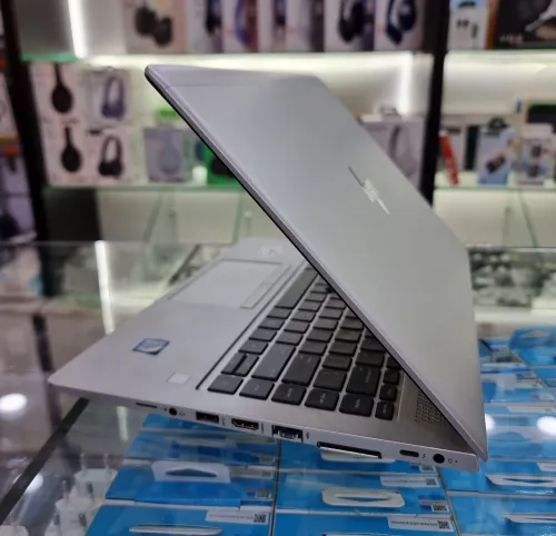 Hp Elitebook 840G5/i7-8eme/8G/256