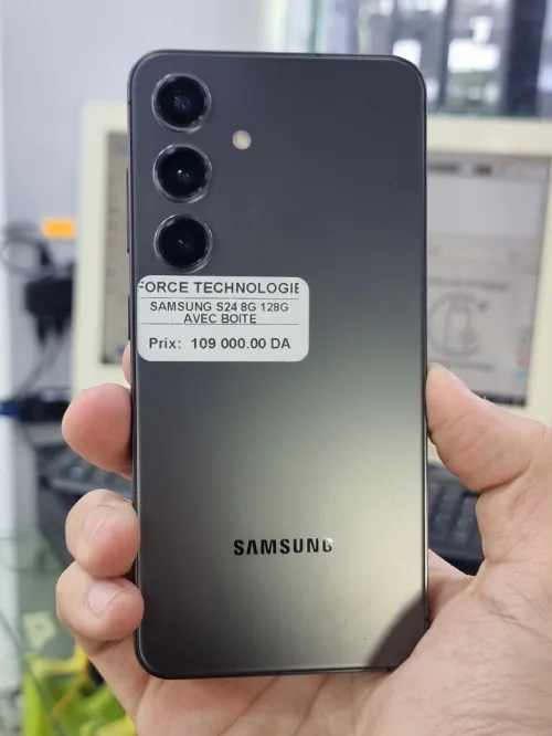 SAMSUNG GALAXY S24 8/128 AVEC BOITE