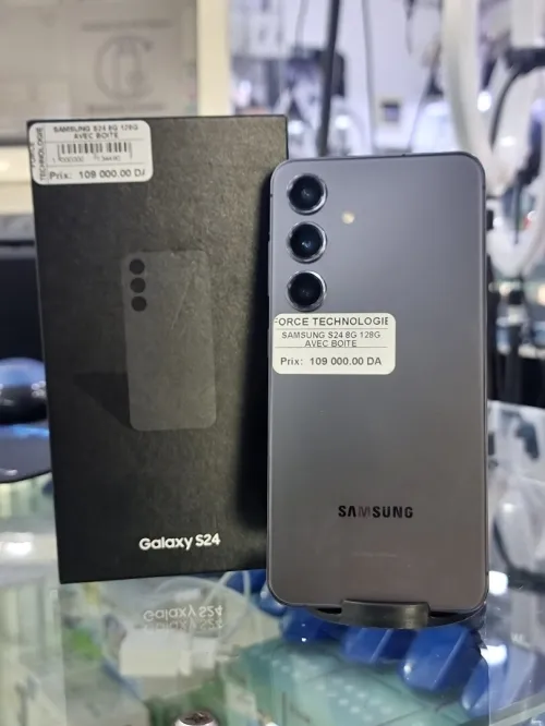 SAMSUNG GALAXY S24 8/128 AVEC BOITE