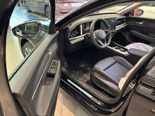 Volkswagen Passat 2026 Pro300TSI Dragon Edition