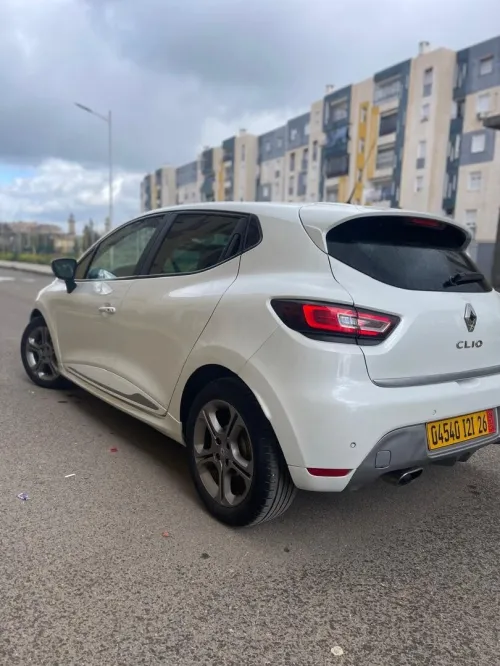 Renault Clio 4 2021 GT Line +