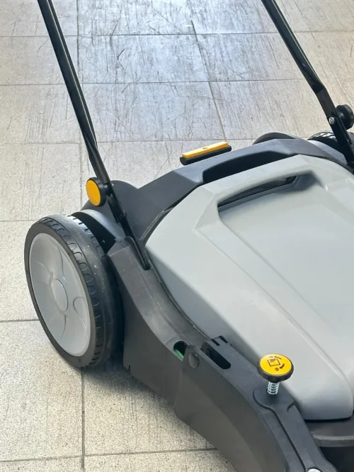 Balayeuse mécanique JL920B