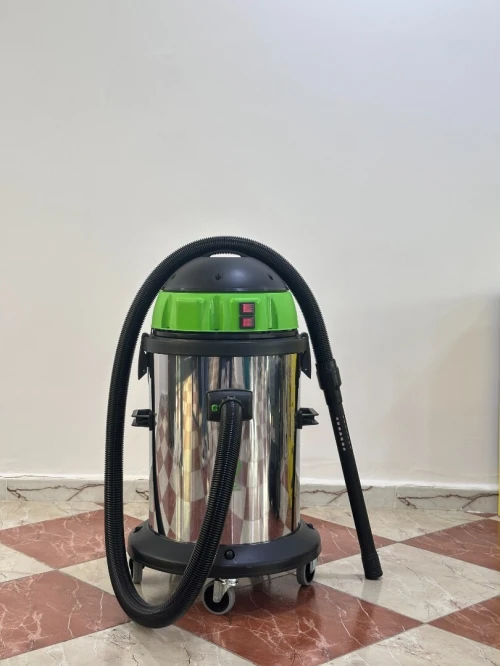 Aspirateur professionnel eau et poussière IPC YS 2/62