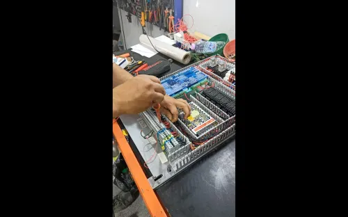 Service réparation machines industriels disponible en ALGERIE - équipe de INNOVEX machinery