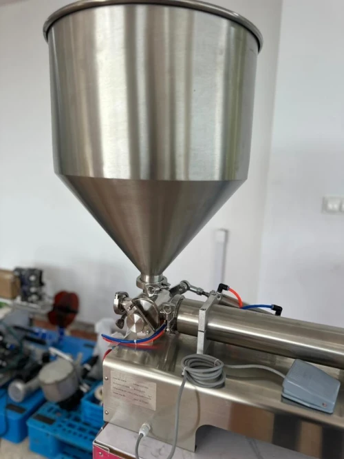 Remplisseuse de pate à piston pneumatique - électrique G1WGD-300