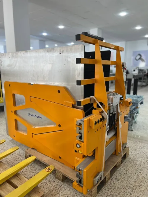 Pince à cartons pour chariots élévateur CCS15E-006B