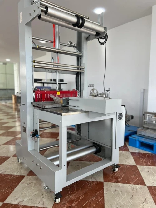 Fardeleuse de bouteille semi-automatique ST- 6040Q