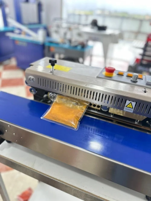 Soudeuse en continue horizontale avec marqueur rotatif solide FRBM-810I