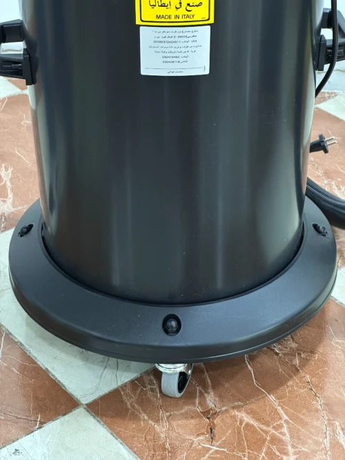 Aspirateur professionnel eau et poussière IPC YP 2/62