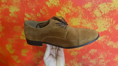 Chaussures originales