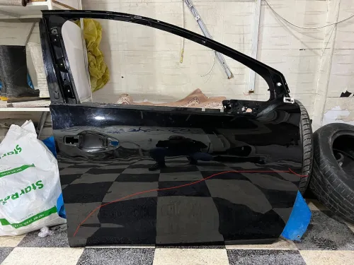Porte 208 noir