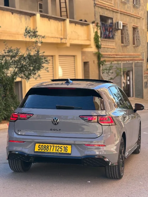 Volkswagen Golf 8 2025 R-Line