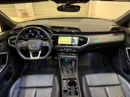 Audi Q3 2024 SLINE