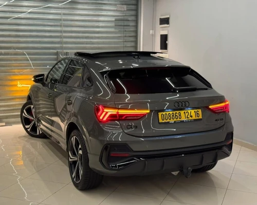 Audi Q3 2024 SLINE