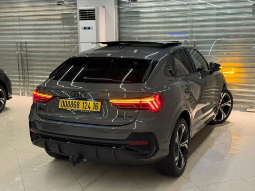 Audi Q3 2024 SLINE