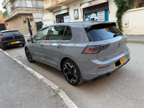 Volkswagen Golf 8 2025 .5