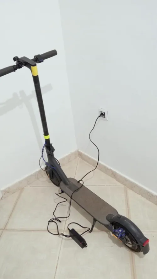 trottinette électrique Xiaomi Mi Electric Scooter Pro 3