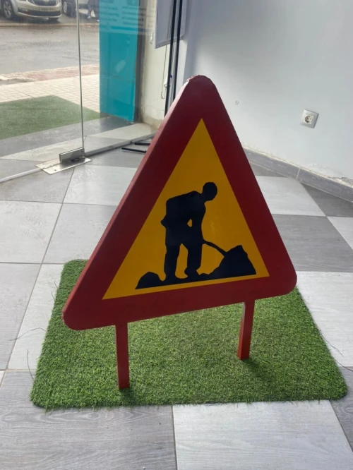 Panneau de signalisation "Travaux"