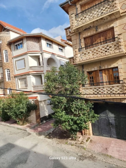 Location Appartement Niveau de villa F5 Sétif Setif