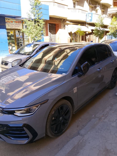 Volkswagen Golf 8 2025 المجمولة Harman / Kardon