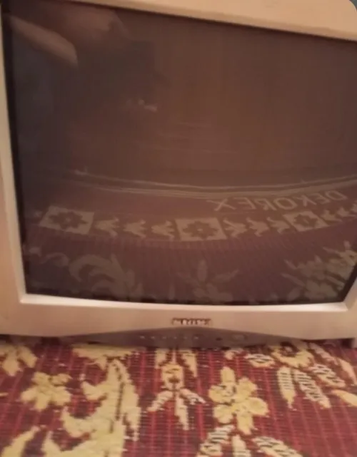 Téléviseur KIOWA en BON ETAT
