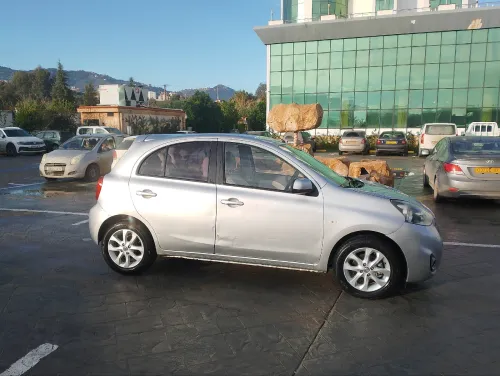 Nissan Micra 2015 Visia +