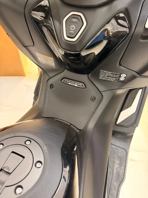 Yamaha Tmax 2025