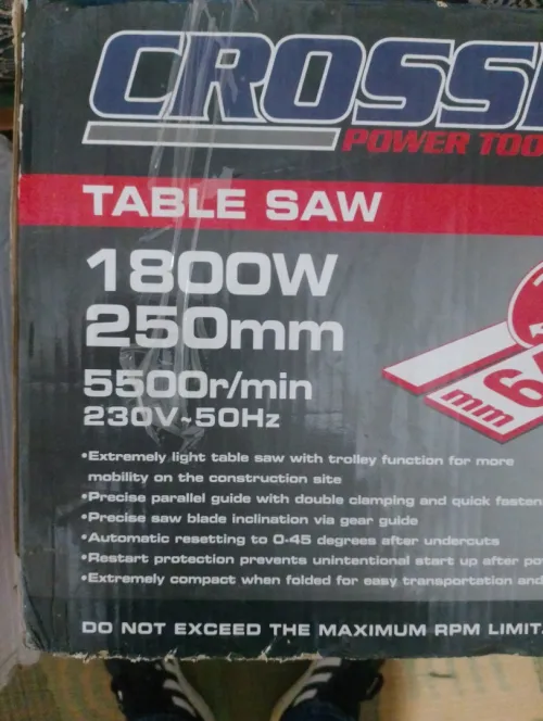 Crosse table saw