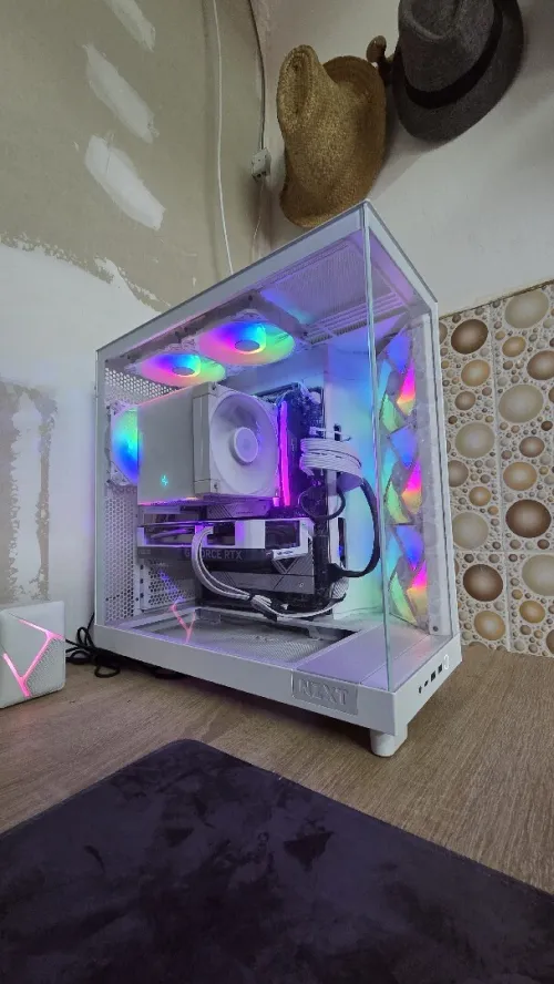 PC gaming Ryzen 7 7700, 32GB DDR5, RTX 4060, carte mére B650-A ,1TB Nvme