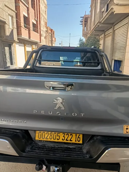 Peugeot Landtrek 2022 