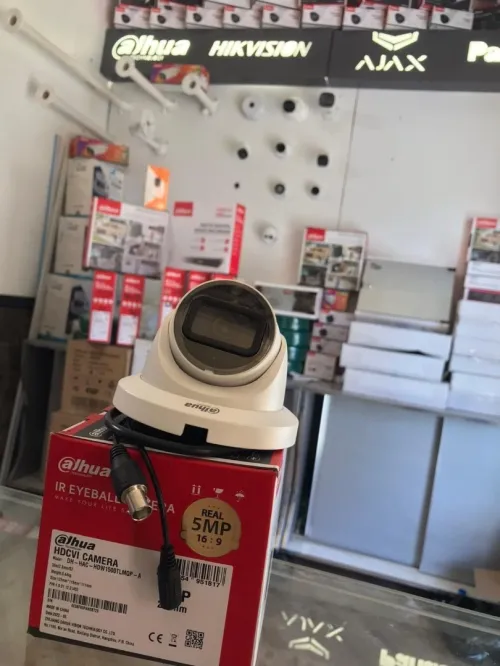 تركيب كاميرات المراقبة و أجهزة الإنذار... Installation Caméra De Surveillance