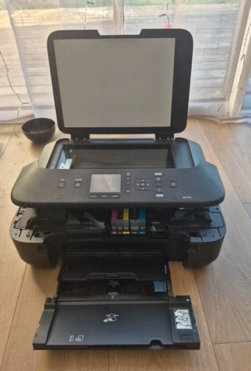 2 imprimantes à réparer multifonction Canon Epson