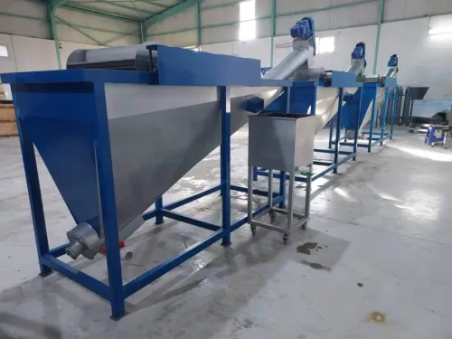 Ligne De Recyclage Plastique pet / pehd *2* خط رسكلة البلاستيك