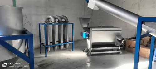 وحدة إعادة تدوير البلاستيكUNITÉ DE RECYCLAGE DES PLASTIQUE HDPE LDPE PP PS PET ... /1/