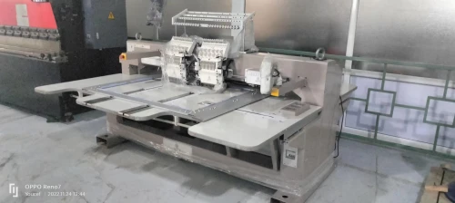 ماكينة تطريز برأسين و12 لونMachine à broder avec 2 têtes et 12 couleurs /1/