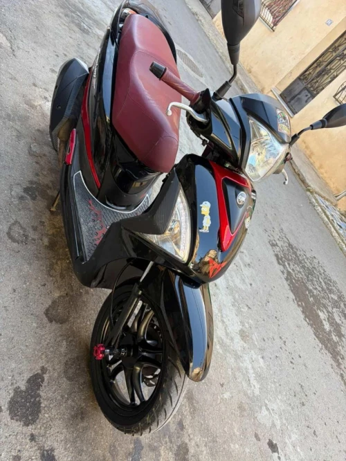 Sym St 