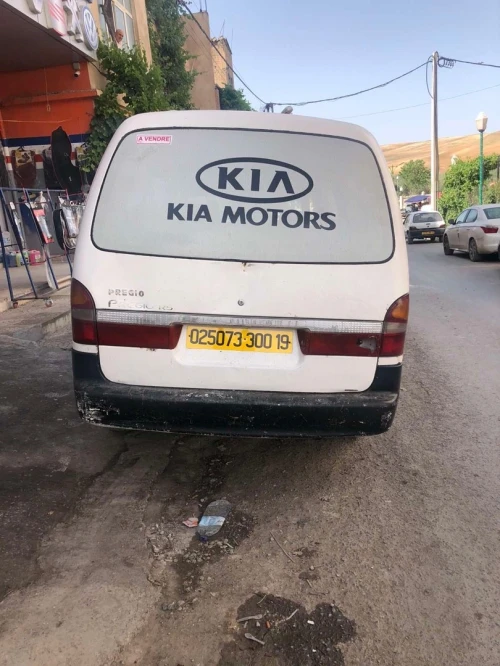 Kia Kia prejio 2000