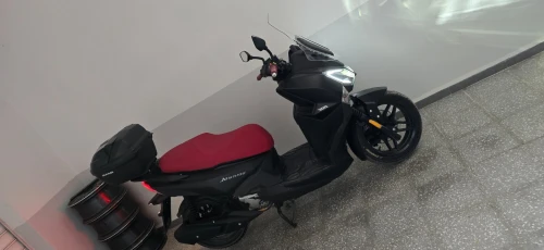 Sym Joyride 300 2025