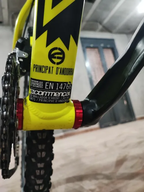 Vélo COMMENCAL VTT