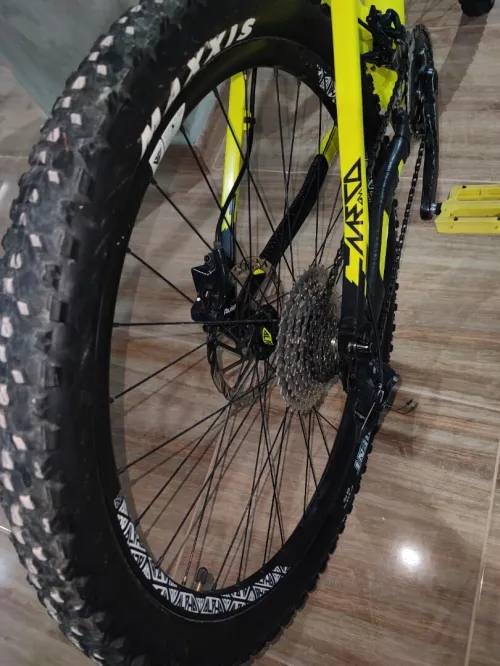 Vélo COMMENCAL vtt