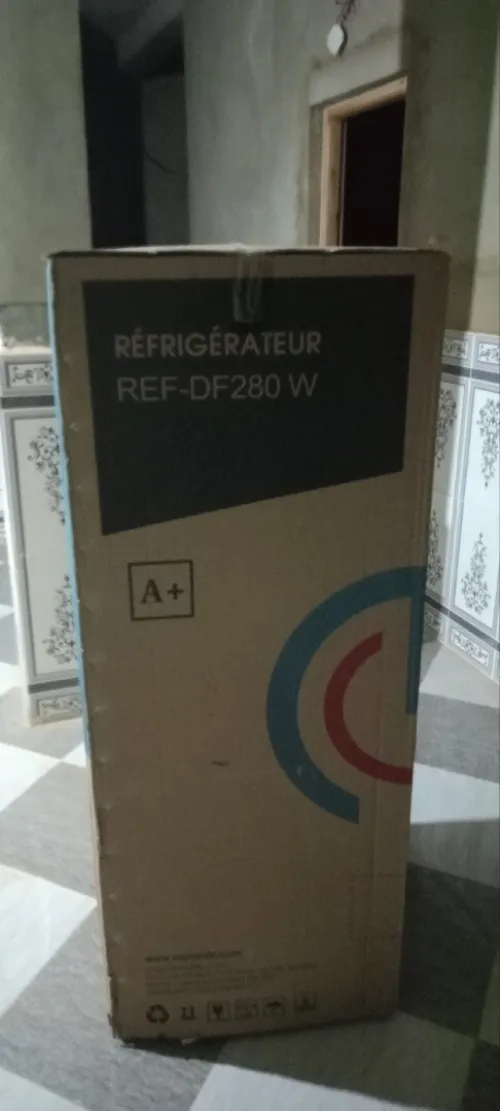 Frigidaire 280 litre
