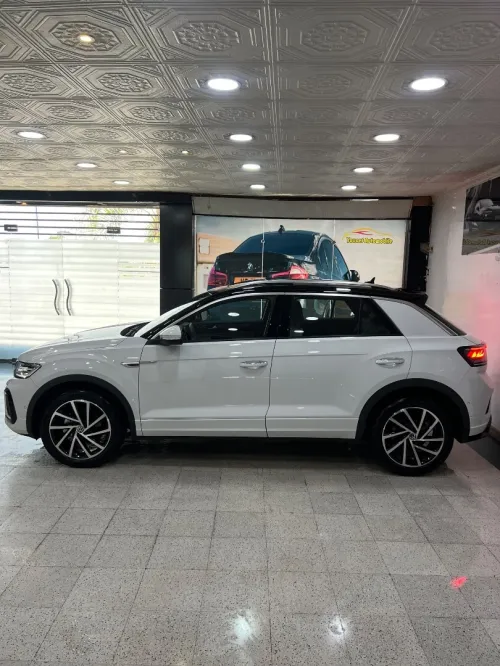 Volkswagen T-Roc 2025 R-Line 