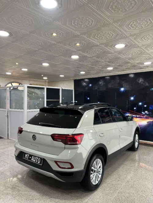Volkswagen T-Roc 2022 Life
