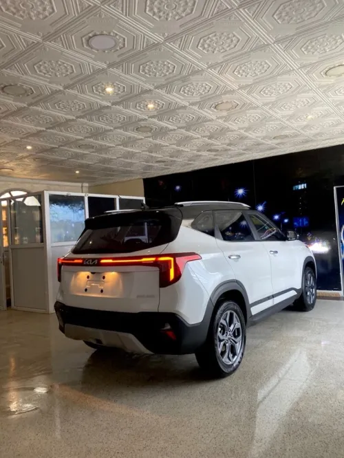 Kia Seltos 2025 Luxuri