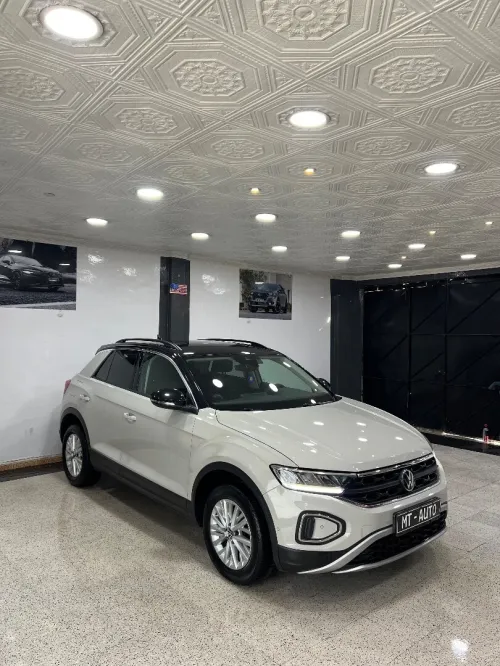 Volkswagen T-Roc 2022 Life