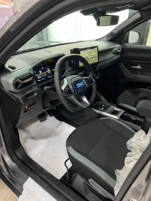 Dacia Duster 2025 Extreme gold