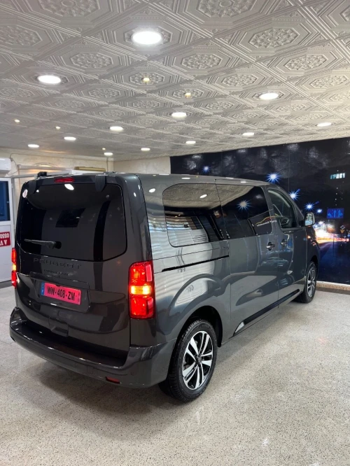 Peugeot Traveller 2026 Business Pack