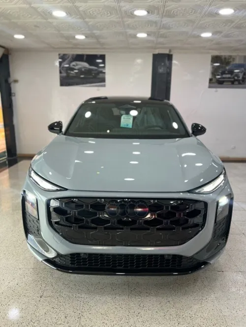 Audi Q3 2026 S-LINE