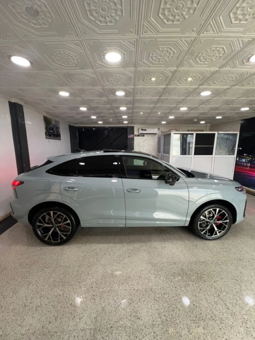 Audi Q3 2026 S-LINE